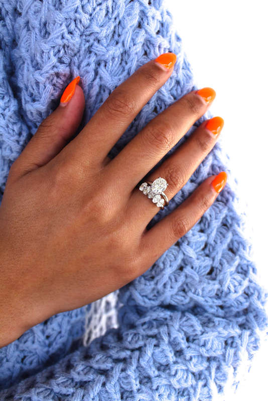 Oval Moissanite Wedding Ring Sets