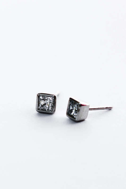 Princess Cut Bezel Studs 0.80ct