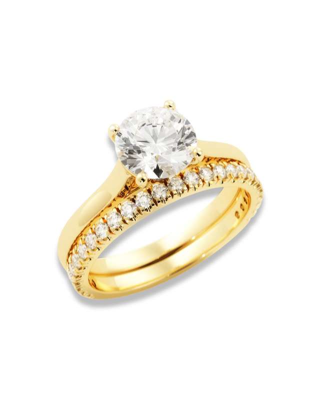 Round Moissanite Tapered Wedding Ring Set