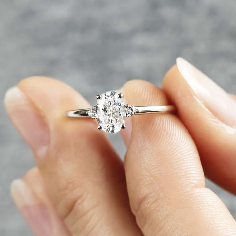 Jane - Oval Moissanite Three-stone Engagement Ring
