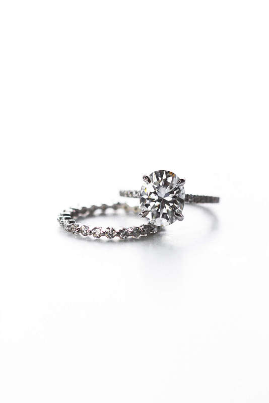 The Bella - Oval Moissanite Wedding Ring Set