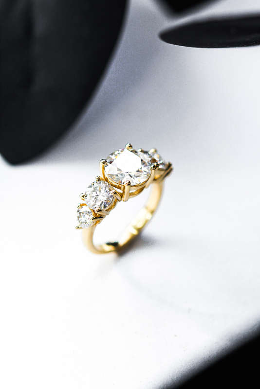 Esther - 5-Stone Round Moissanite Engagement Ring