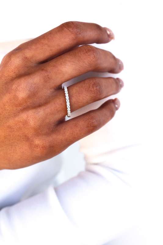 Carmi - Lab-grown diamond straight eternity ring