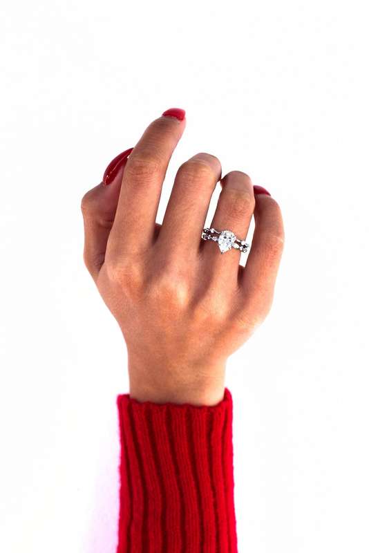 The Aria - Pear Marquise Moissanite Wedding Ring Set