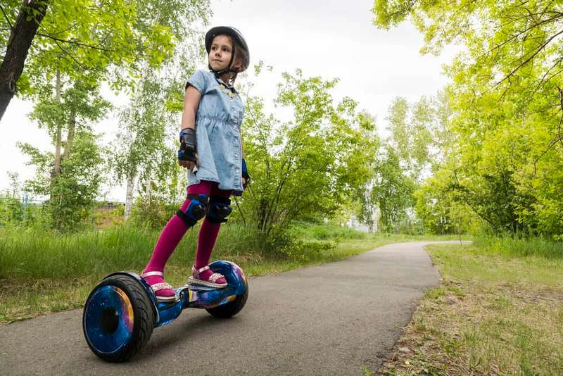 7 Best Hoverboards for Kids (2020 Reviews) - Mom Loves Best