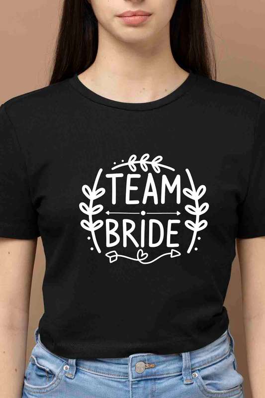 Team Bride wreath T-shirt