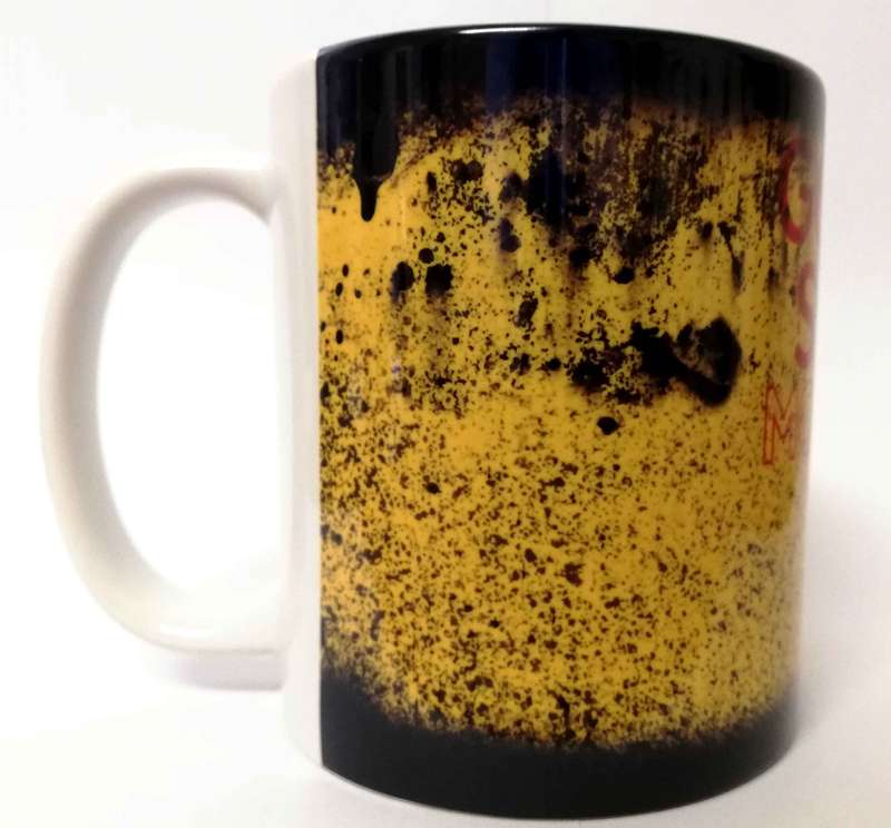 Messy oil can Coffee mug Golden Shell White