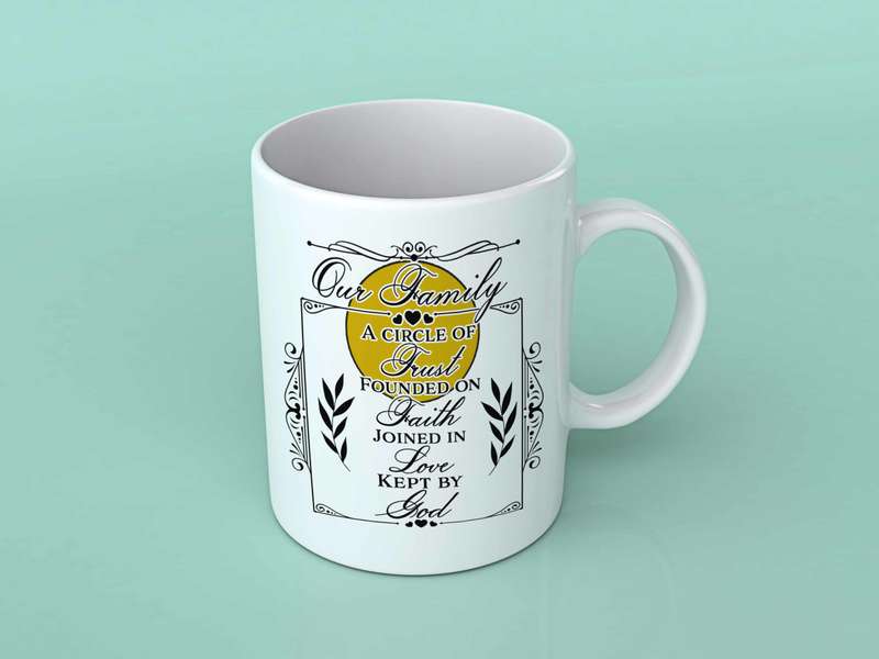 Our family A circle of trust coffee mug