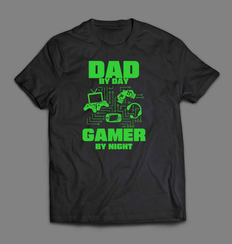 Dad by Day gamer by night T-shirt