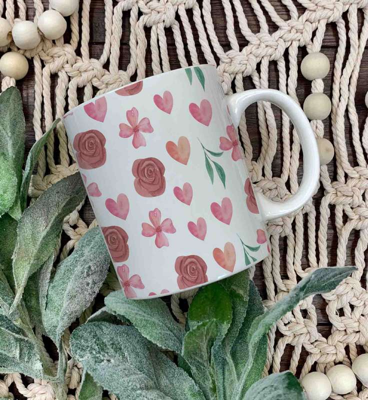 Heart and flowers pattern coffee mug