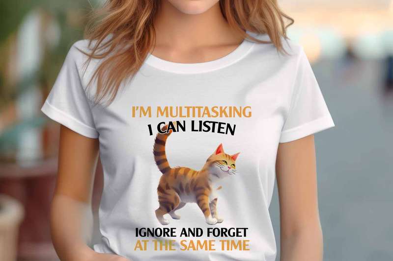 im multitasking Ladies T-shirt