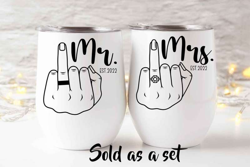 Mr and Mrs Middle finger wine tumbler set