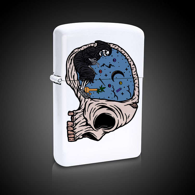 Skeleton skull and weed lighter