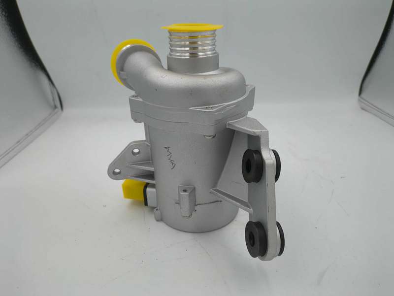 Electric water pump for BMW E82 E88 E90 E60 11517586929