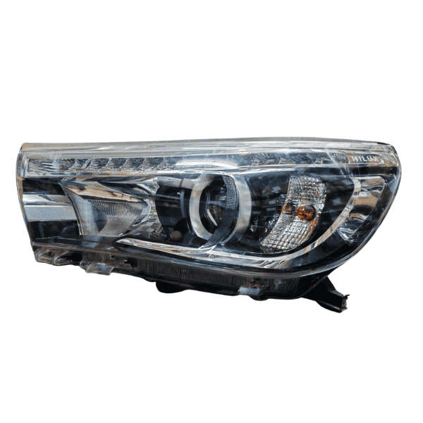 Toyota Hilux 16-19 Headlight Second Hand - Left Side