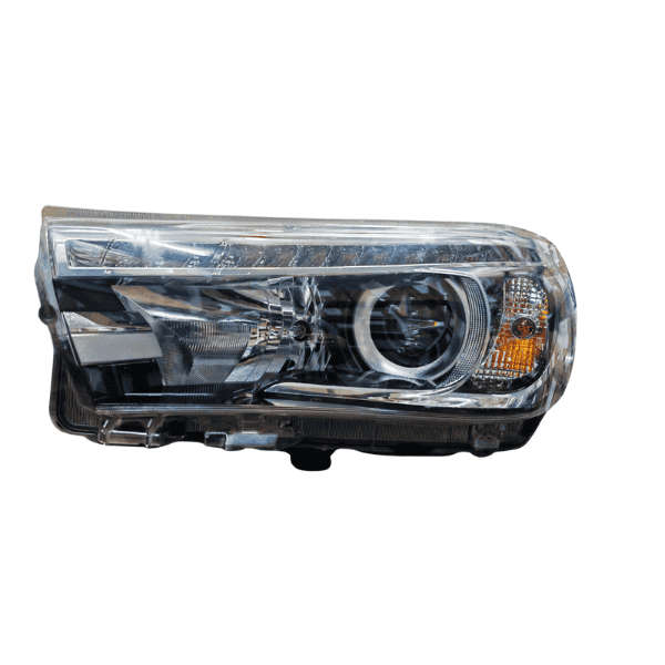 Toyota Hilux 16-19 Headlight Second Hand - Left Side