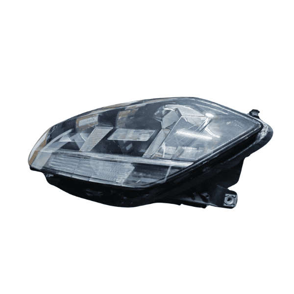 Toyota Hilux 16-19 Headlight Second Hand - Left Side