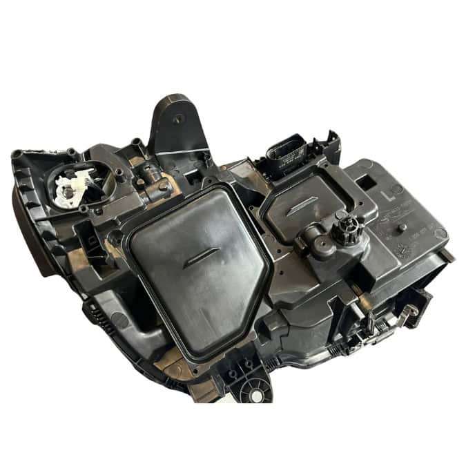 Mercedes-Benz W205 Left Side Headlight Second hand - A2059062704