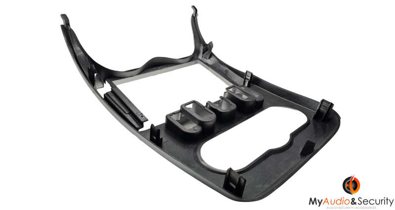 Nissan NP200 Renault Logan 2010-2013 9" 2Din Trimplate