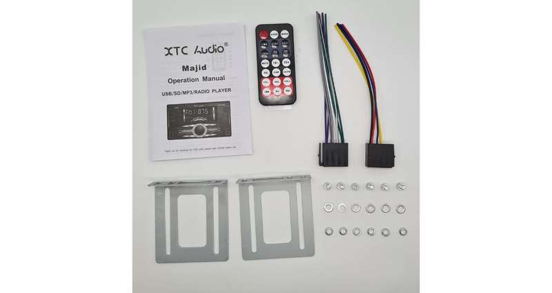 XTC Majid Media Player D/Din BT USB AUX SD Radio