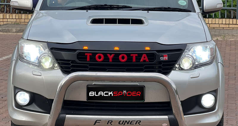 Fortuner Hilux Front Grill with GR Logo 2012+