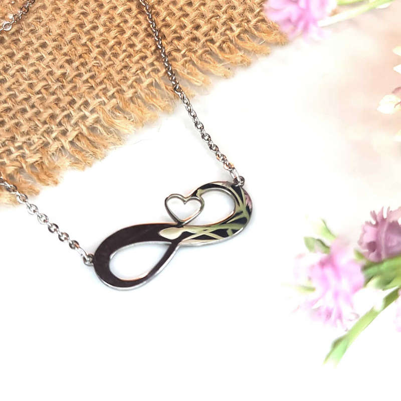 INFINITY HEART NECKLACE
