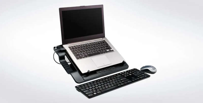 Cooler Master ErgoStand III - 17'' Laptop Stand with 1 Silent 230mm Fan, 6 Height Adjustments, 4 ...