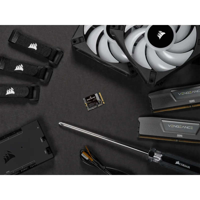 CORSAIR MP600 Mini 2TB M.2 NVMe PCIe Gen 4 x4 SSD - Read Up To 5000MB/s, Write Up To 3800MB/s