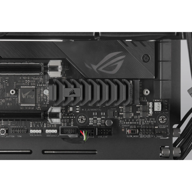 Corsair MP600 PRO XT 4TB M.2 NVMe SSD - Read Up To 7100MB/s