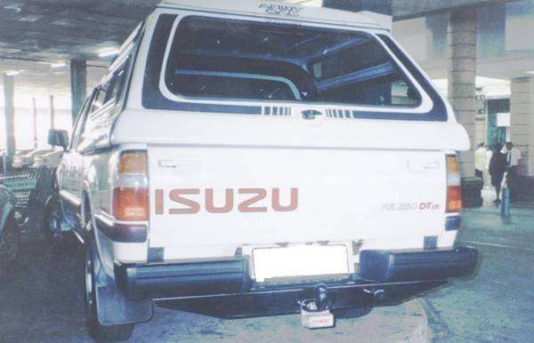 1997 1998 1999 2000 2001 2002 ISUZU KB140 97-02 Grille Grill GY With DIP 6052-H / L