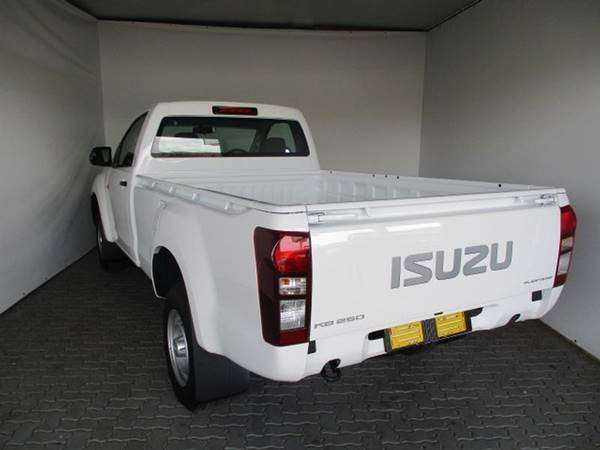 2017- ISUZU LUV3 Late Model 2017- Headlamp / HeadLight Front Passenger Side Manual UNIT