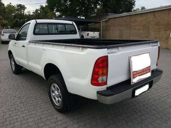 2005- TOYOTA HILUX VIGO 05- Front Bumper SUPPORT Left Side Passenger Side