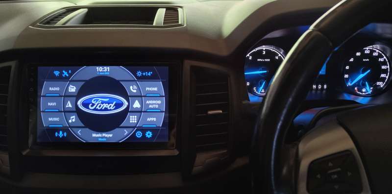 Ford Ranger T7 Android Head Unit with wireless carplay and android auto