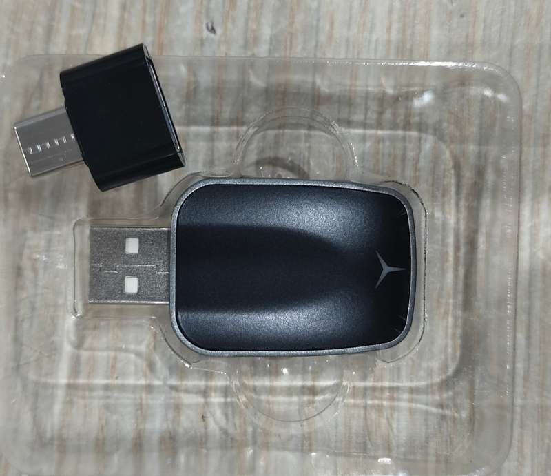 USB CarPlay &amp; Android Auto Wireless Adapter