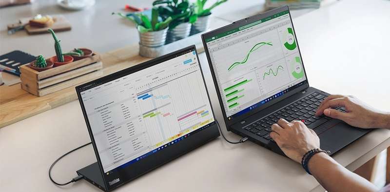 Executing heavy workloads on the Lenovo ThinkPad L14 Gen 5 laptop.