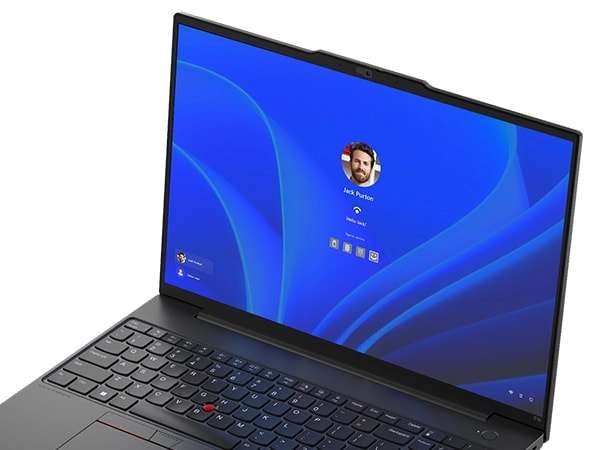 Close-up of the Lenovo Lenovo ThinkPad E16 Gen 2 (16â Intel) laptopâ™s optional FHD + IR hybrid camera and display.