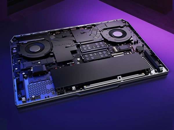 Lenovo LOQ 15IRX9 gaming laptop â