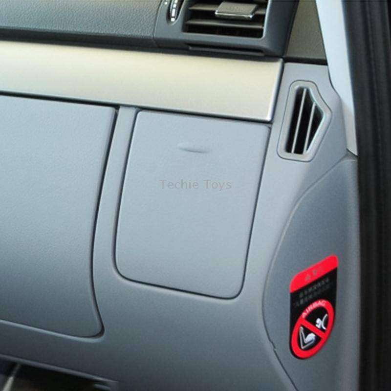 For Mercedes-Benz Vito W636 / Viano W639 Car Dashboard Co-driver Water Cup Holder 63968004581265(Bei