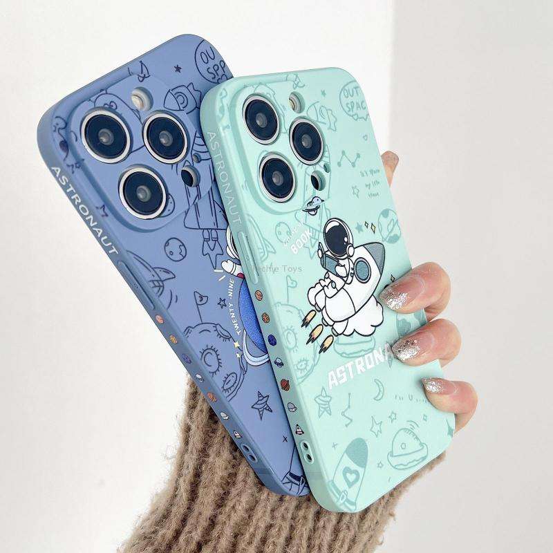 For iPhone 12 Liquid Silicone Straight Side Phone Case(Green Astronaut)