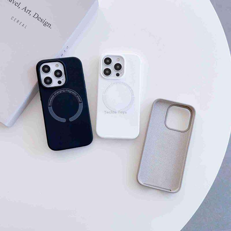 For iPhone 11 MagSafe Magnetic Liquid Silicone Phone Case(Sea Blue)
