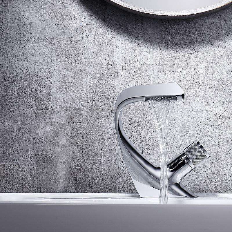Basin Waterfall Type Hot & Cold Water All-Copper Faucet Bathroom Sanitary Ware (Electroplating Silve
