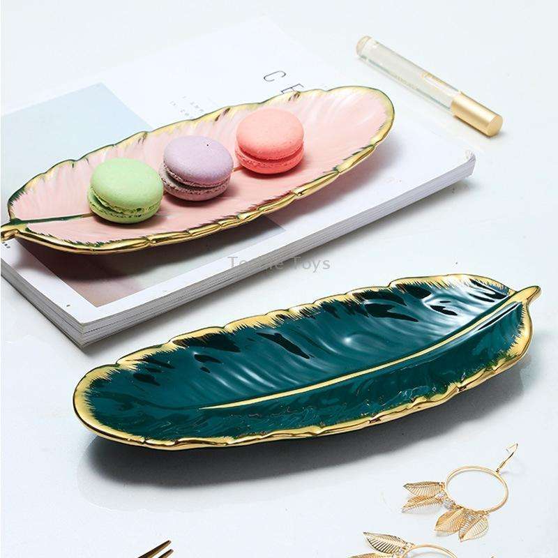 Phnom Penh Ceramic Dessert Plate Feather Plate Banana Leaf Fruit Dried Fruit Storage Tray, Size: Lar