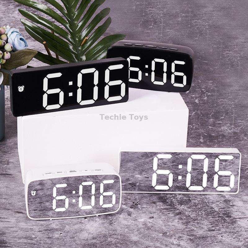 Mirror Bedside Alarm Clock Battery Plug-In Dual-Purpose LED Clock, Colour: Rectangular White Shell (