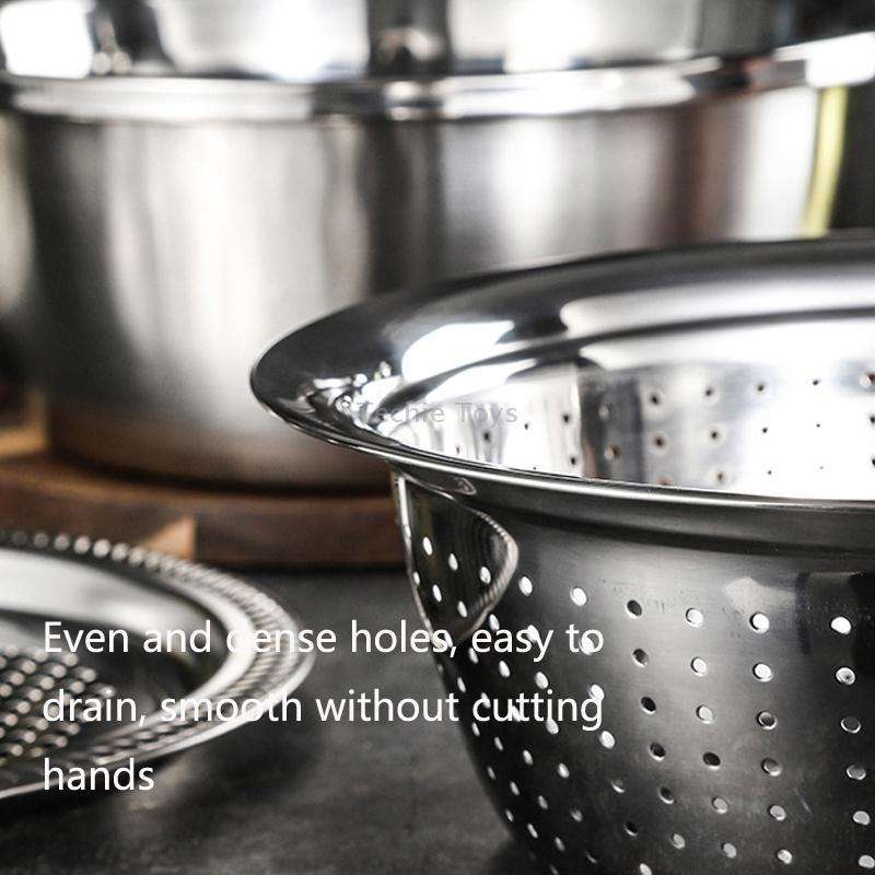 3 in 1 Stainless Steel Multifunctional Grater Kitchen Draining And Washing Basin Set(28cm)