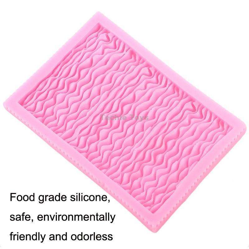 CC562 Food Grade Fondant Silicone Mold Pleated Skirt Cake Decorating Tool