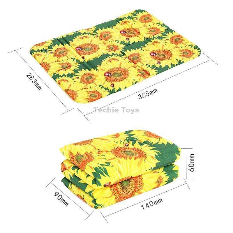 Portable Dirty Park Folding Picnic Mat Moisture-proof and Cool Cushion(Elegant Rhyme Flower)