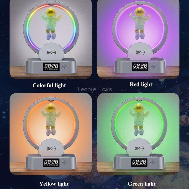 Y-558 Magnetic Levitation Astronaut TWS Bluetooth Speaker With RGB Light,Style: Silver Wireless Char