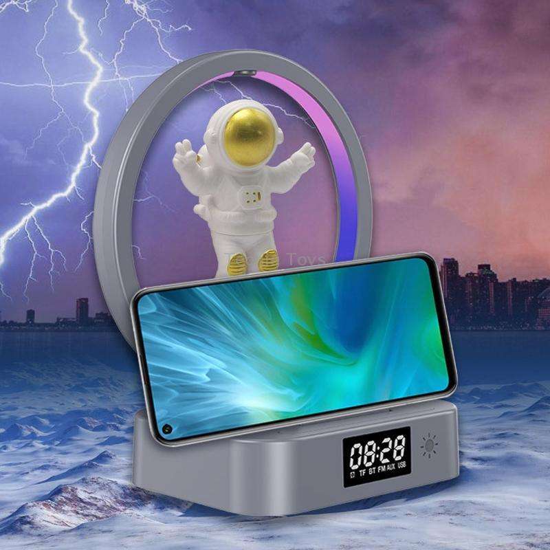 Y-558 Magnetic Levitation Astronaut TWS Bluetooth Speaker With RGB Light,Style: Silver Wireless Char