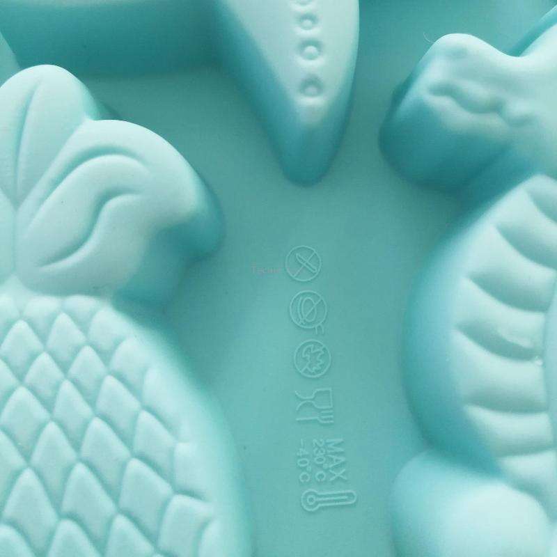 Marine Fish Series Shape Food Grade Silicone Cake Mold Plaster Painting Mold(Color Random Delivery)