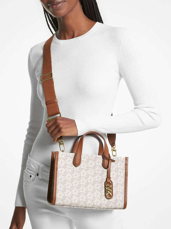 Michael Kors Crossbody Gigi
